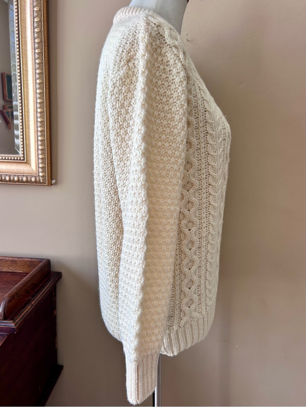 Vintage Ivory Chunky Cable Knit Pure British Wool Irish Fisherman Sweater S / M - Picture 13 of 16